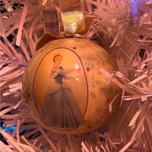 Disney’s Cinderella Découpage Ornament